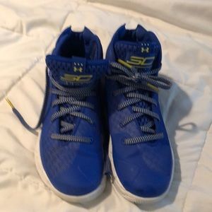 Under Armour Steph Curry youth sneakers
